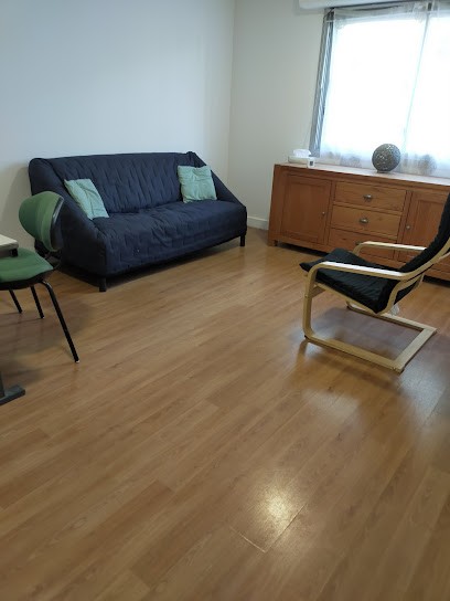 Marie Saint-Léger psychologue psychothérapeute, Psychologue à Évry