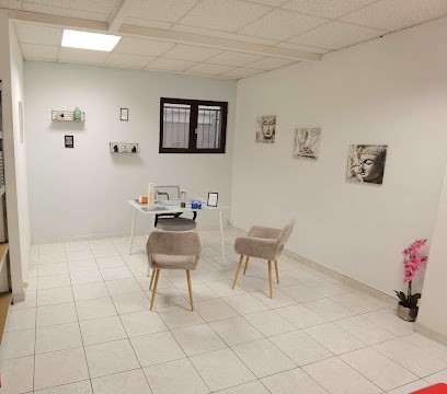 Stéphanie SCHMIDT tèlèconsultation psychothèrapie, Psychothérapeute à Voiron