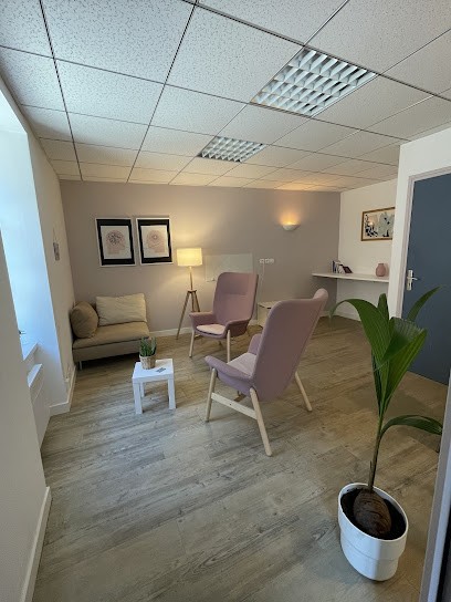 Nedellec Caroline PSYCHOLOGUE-HYPNOTHERAPEUTE-THERAPIE BREVE ORIENTEE SOLUTIONS, Psychologue à Concarneau