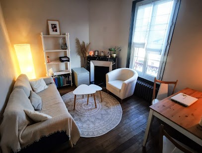 Marie Le Bars, psychologue clinicienne & psychothérapeute, TCC, Psychologue à Meulan-en-Yvelines