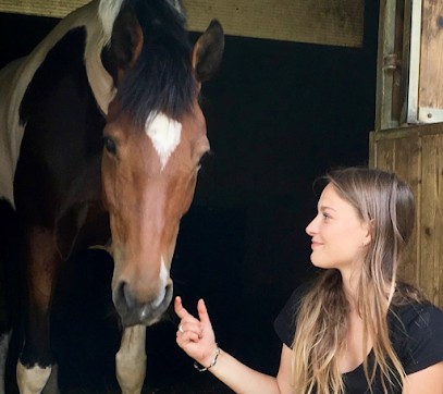 Équithérapie 77 Mathilde Baron, Psychothérapeute à Saint-Fargeau-Ponthierry