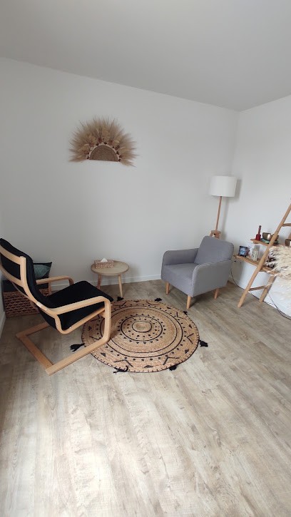 Elise B. Sophro-analyste, Psychothérapeute à Mérignac