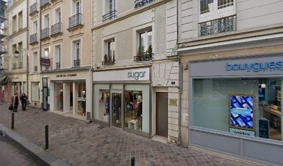 Neuville Laure, Psychothérapeute à Saint-Germain-en-Laye