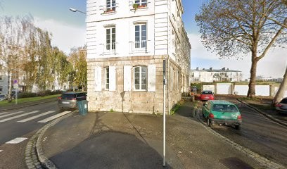 Elise Poujade, Psychologue à Lorient