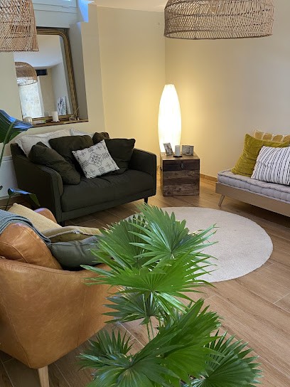 Sandrine Bambou - Yougether - Psychopraticienne & Coach professionnelle, Psychothérapeute à Bègles