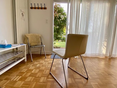 Mona Villacres | Clinical Psychologist and Psychotherapist, Psychologue à L'Union