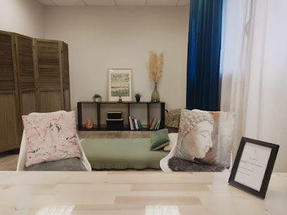 Flora Toumi Psychanalyste ,Sexologue, Hypnothérapeute,Emdr,Cppa,Annuaire Des Psychanalystes De France. Psychanalyste à la Seyne-sur-Mer