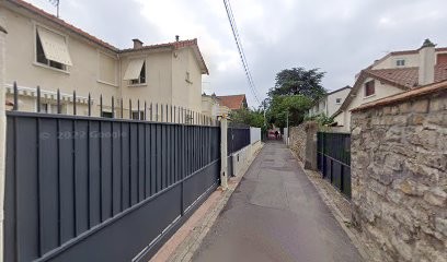 Monique Faviere, Psychologue à Villejuif