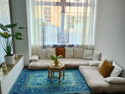 Ines Chouki Thérapeute et Psycho-Praticienne, Psychothérapeute à Neuves Maisons