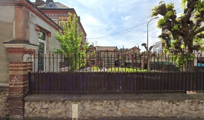 Justine Prime, Psychologue à Ermont