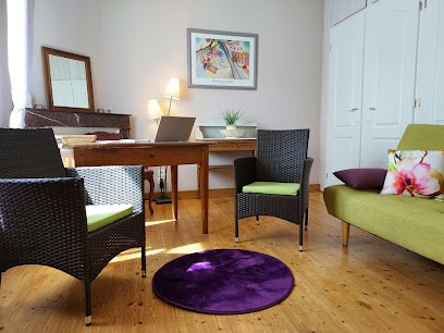 Isabelle LAPOUGE Psychologue - Psychothérapeute - Psychologue Du Travail, Psychologue au Bouscat