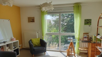 Justine Lambert, Psychologue à Mions